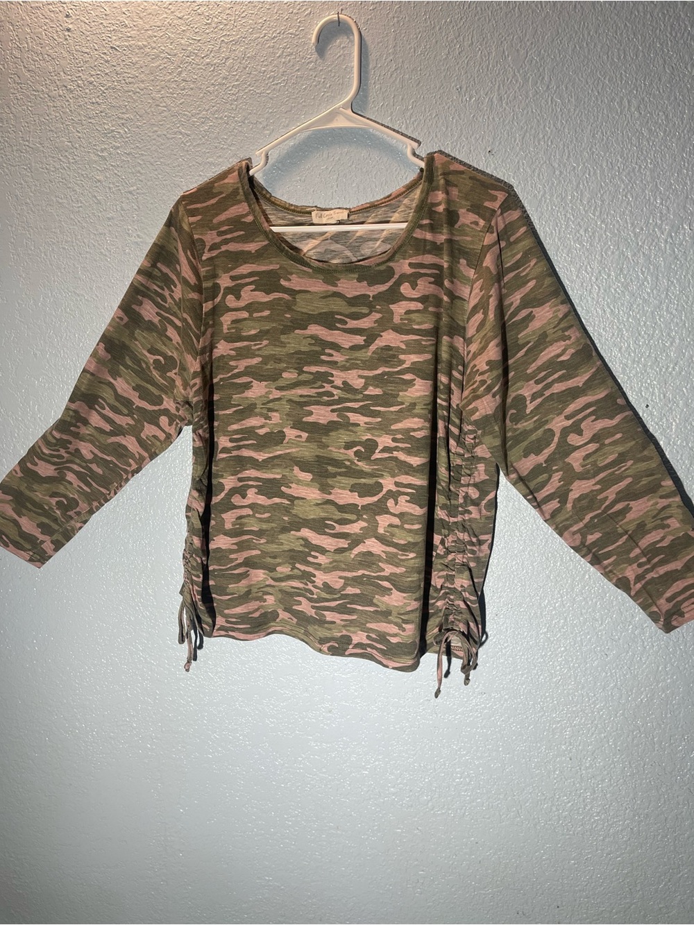 Pink & Olive Camo Tie-Hem Long Sleeve Top